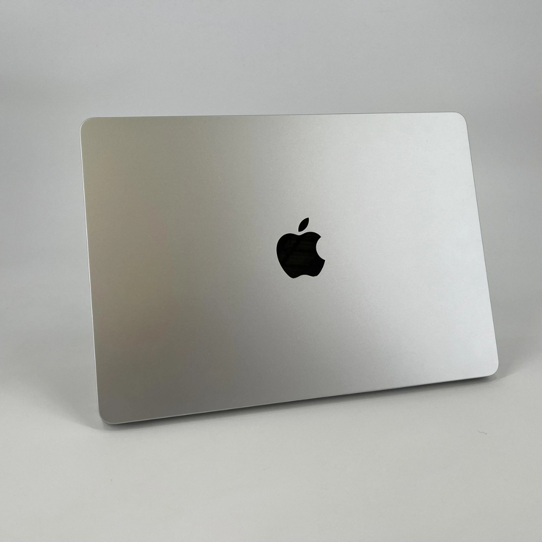 あちゃん_MacBook Air M3 16GB 256GB シルバー MacBook Air M3 2024 | 16GB 256GB Silver | Exact Solution
